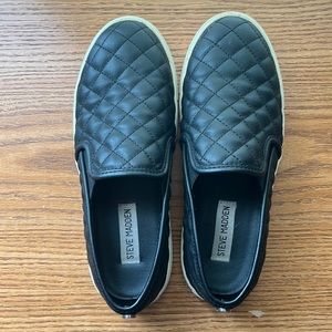 Steve Madden slip on black leather shoes